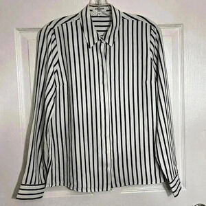 EXPRESS Portofino Black and white striped Women’s Button down | size X-Small